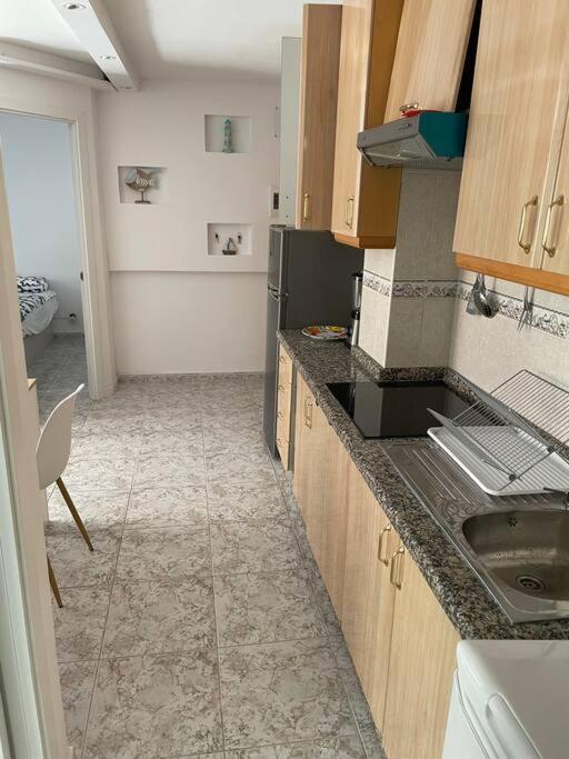 Giovina Living Av Suecia 150M From Beach ลอส กริสเตียนอส ภายนอก รูปภาพ
