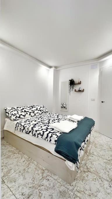 Giovina Living Av Suecia 150M From Beach ลอส กริสเตียนอส ภายนอก รูปภาพ